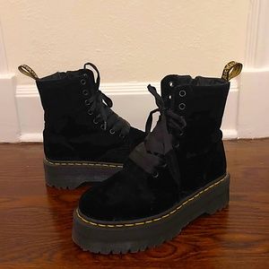 Doc Martens Velvet Jadon Boots